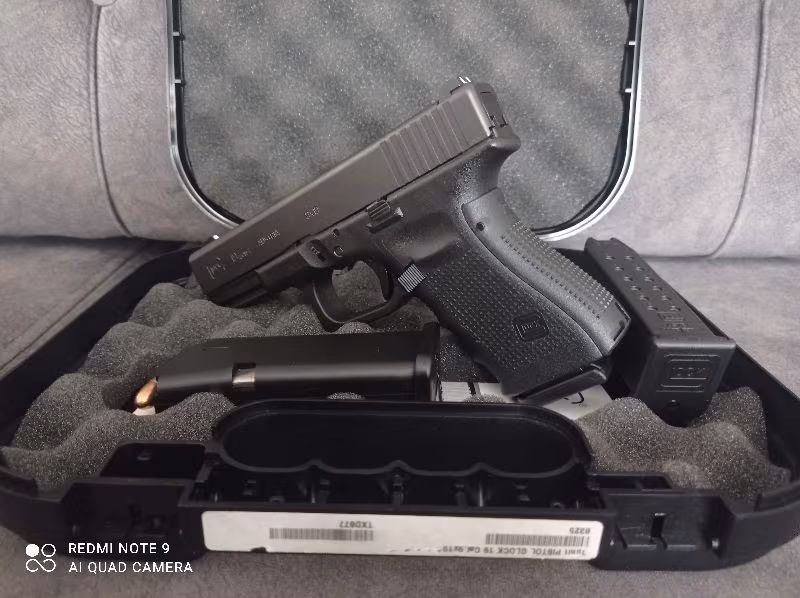 GLOCK 19 GEN 4 (MEMURDAN BULUNDURMA RUHSATLI)