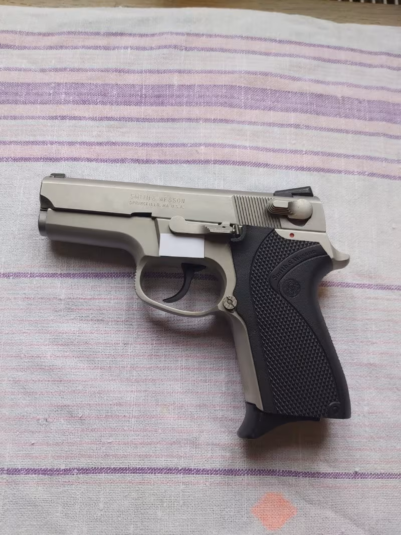 İLK SAHİBİNDEN TER TEMİZ ÇOK AZ KULLANILmış 2 ADET VARDIR