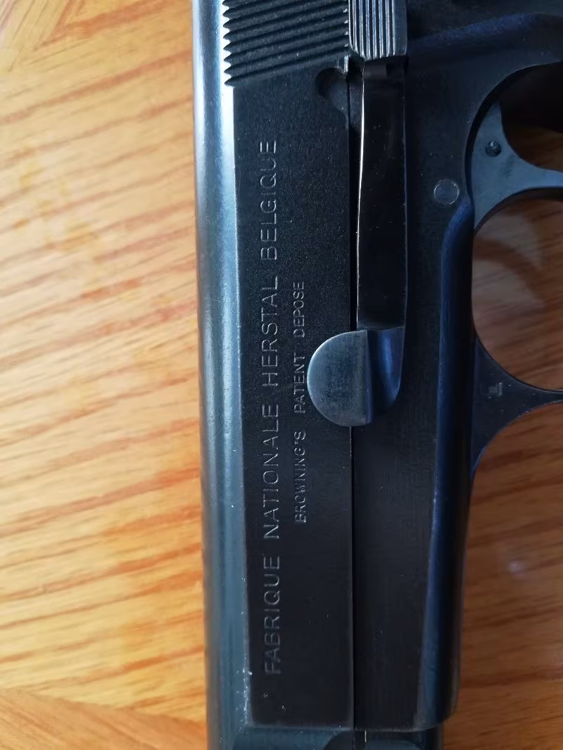 Emekli polis silahıdır çok temiz ve bakımlıdır orjinal 14 lü