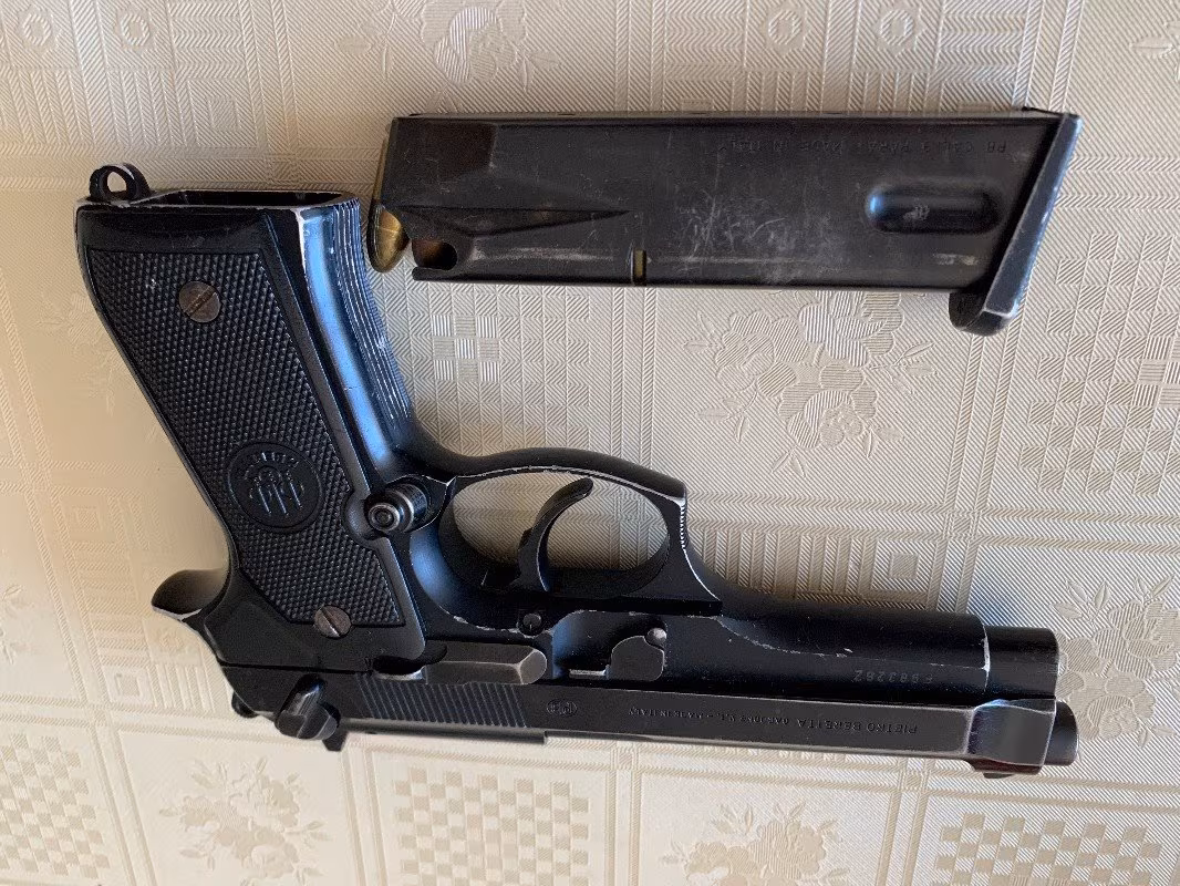 Askeri personelden satılık Beretta 92FS