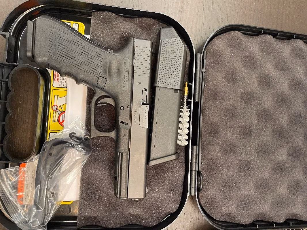 Memurdan 2022 SIFIR GLOCK 17 GEN4