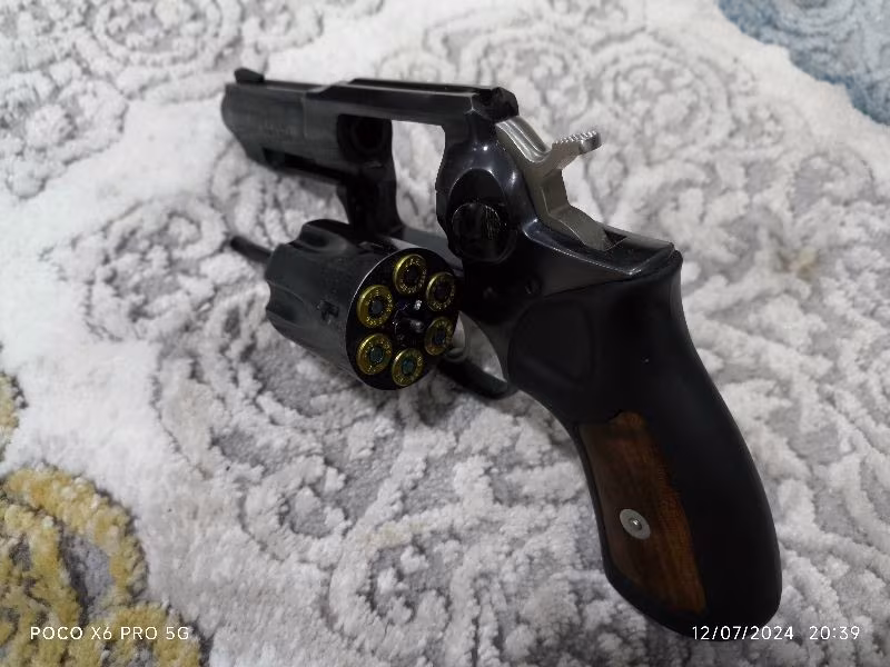 RUGER GP 100