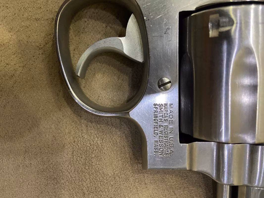 Çok temiz sıfır ayarında smith&wesson 357 Magnum