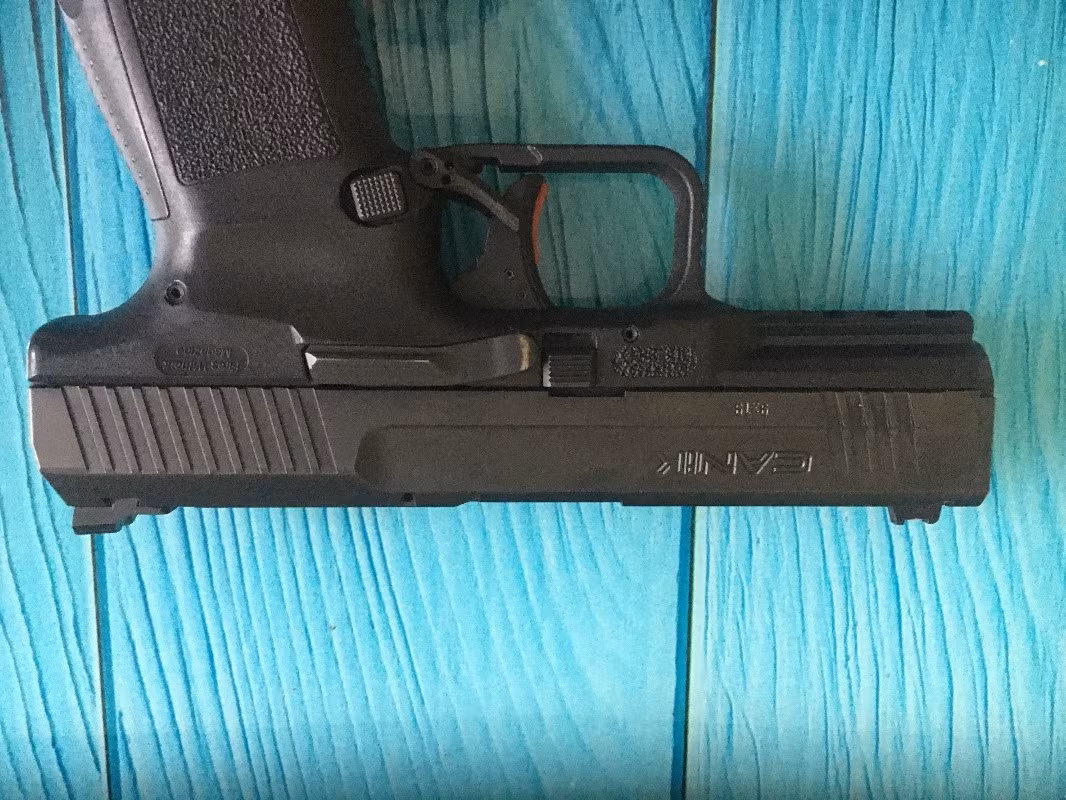 Askeri personelden Canik Sf Elite S - Sorunsuz full kuru aparat aksesuarlı uzatma şarjörlü