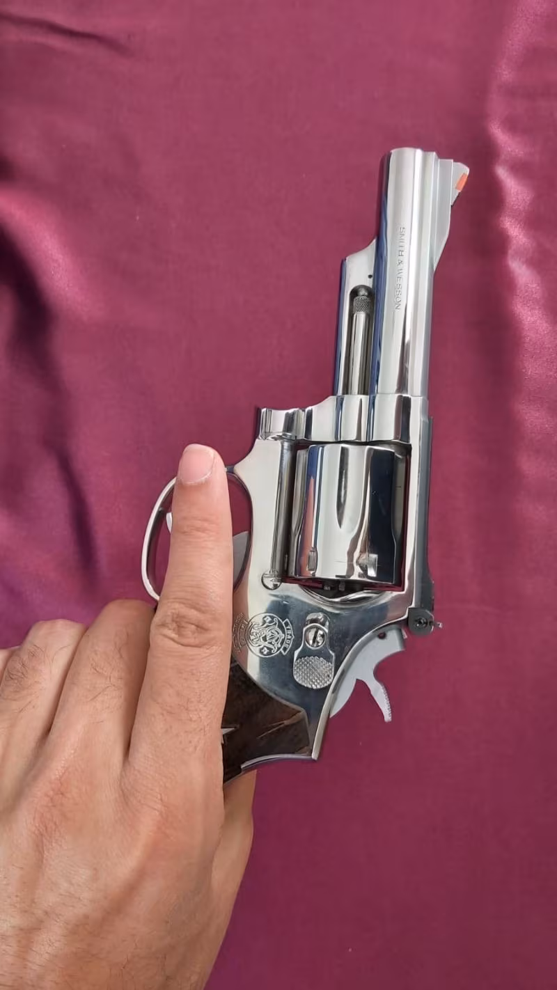 Smithwesson 357 4 inc