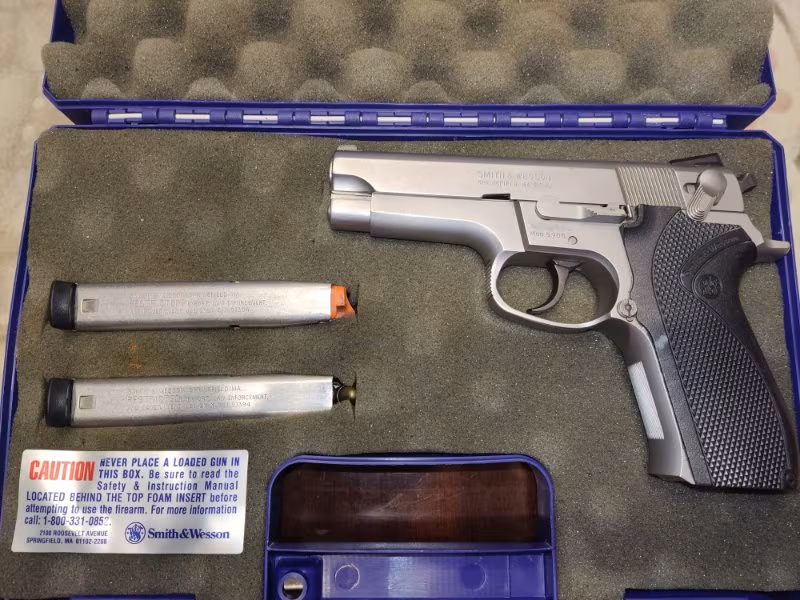 Smith Wesson 5906 14+1 şarjörlü