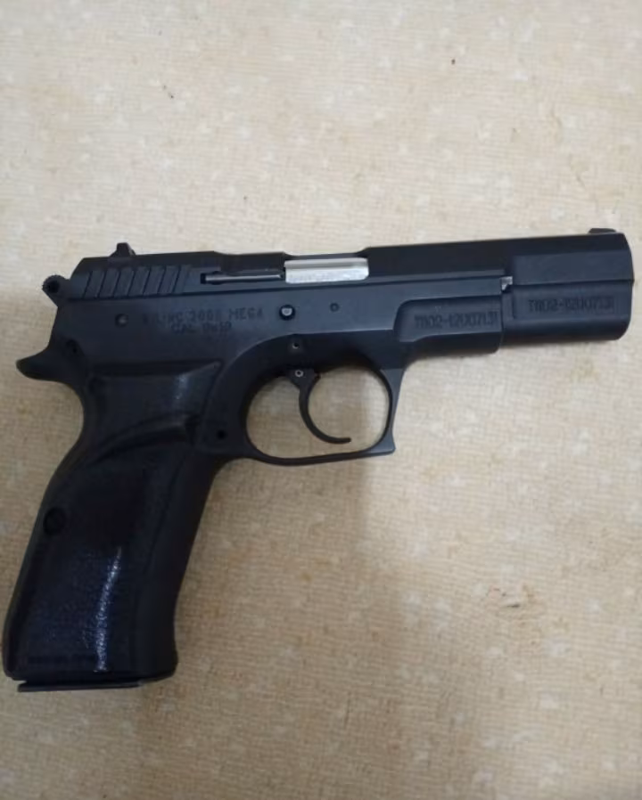 SARSILMAZ  KILINÇ MEGA 2000 SİYAH