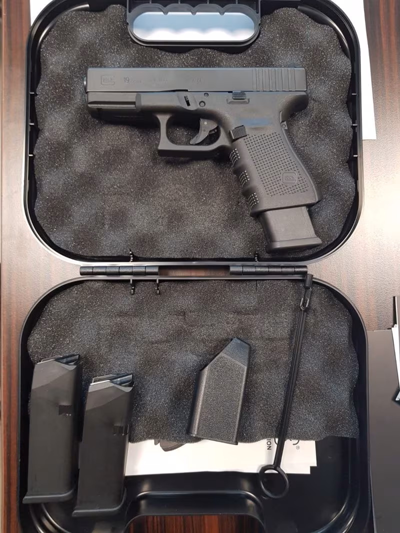 Sıfır/ Glock 19 gen4/ Glock19 Gen4/ kutusunda/ atış yapılmadı