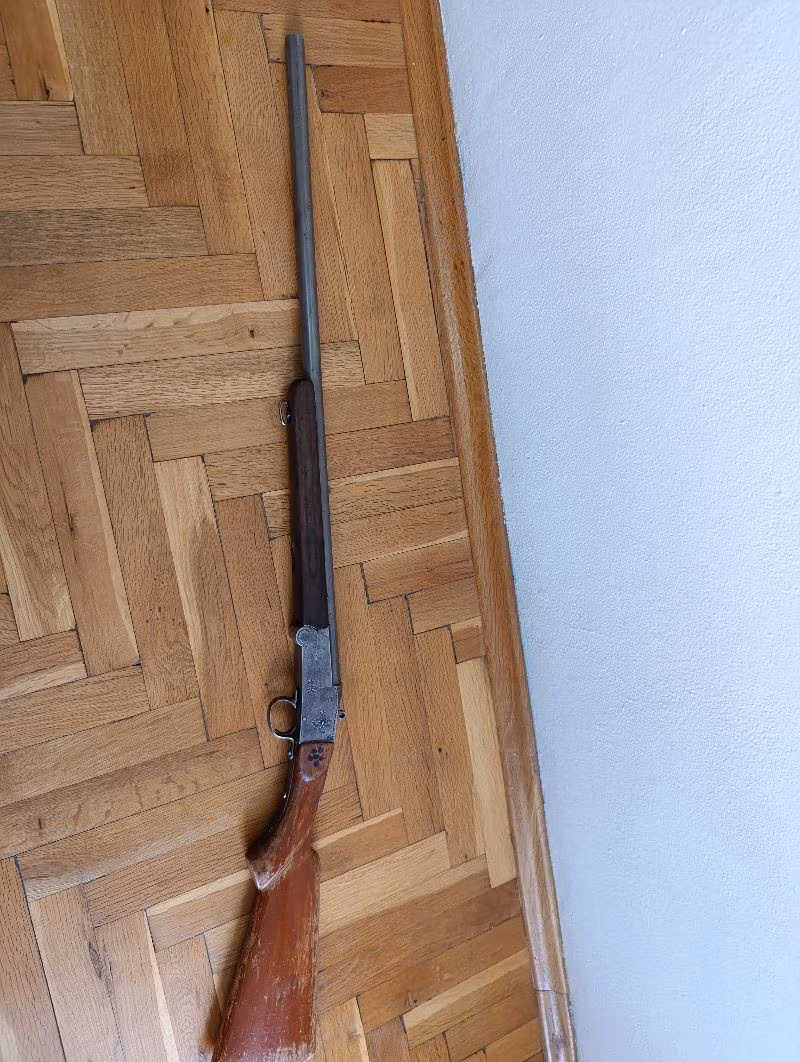 Antika Beretta tüfek