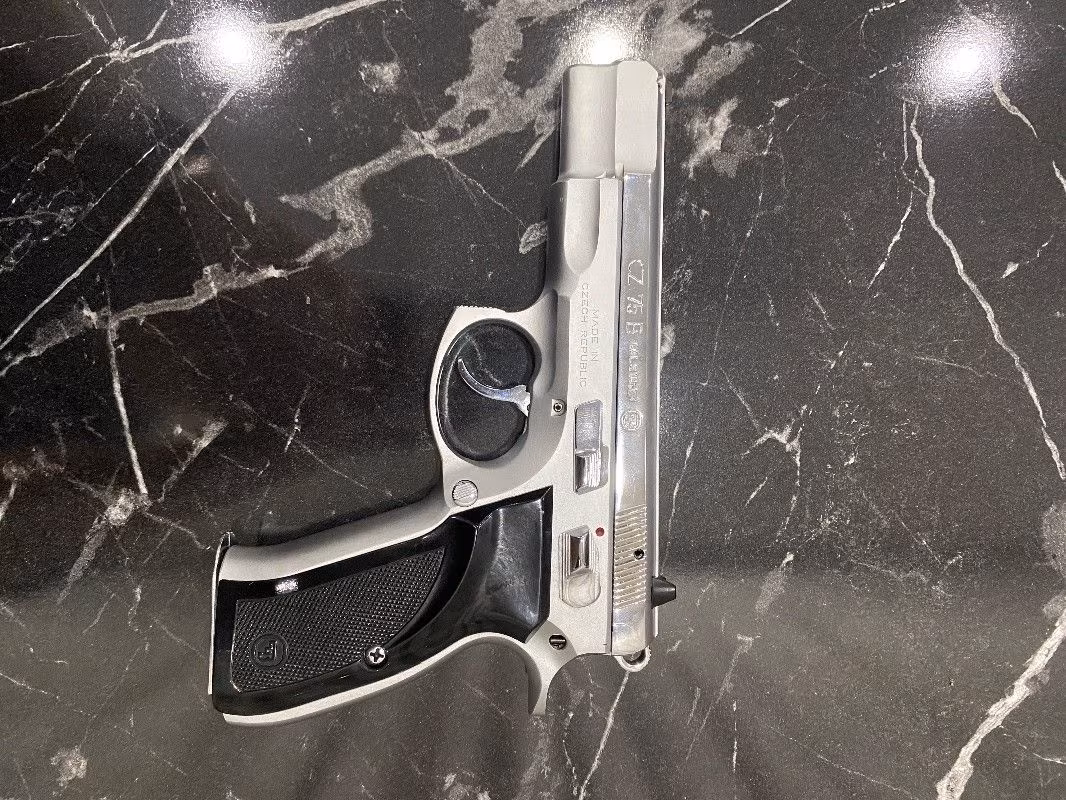 2008 sıfır ayarında cz 75B özel kaplamalı