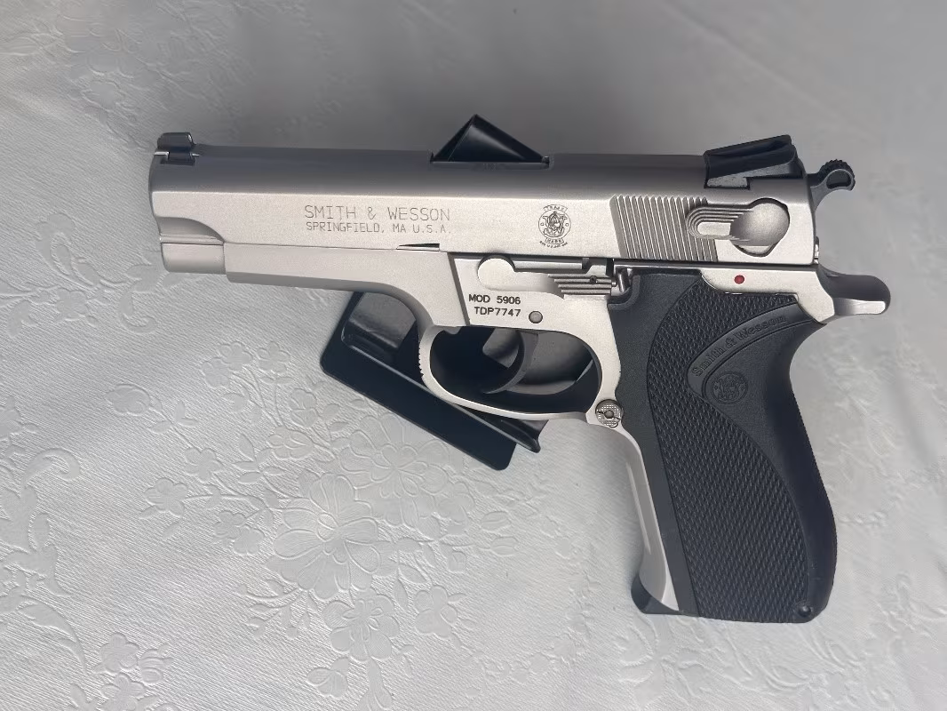 SMİTH WESSON 5906 USA