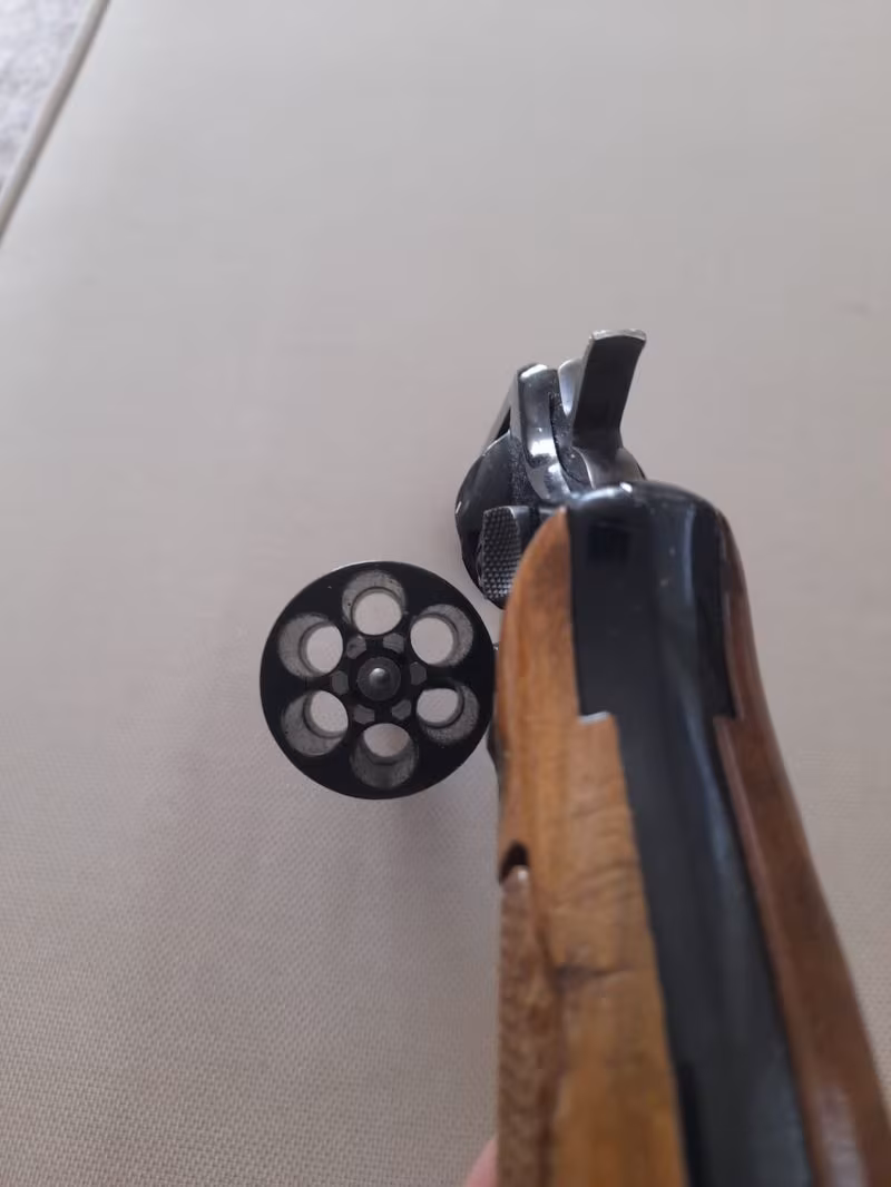 SMİTH WESSON 38 CAL