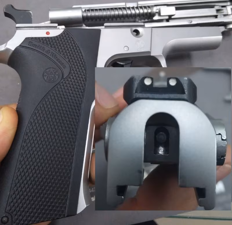 SİMİTH & WESSON 5906 SIFIR GİBİ DURUYOR