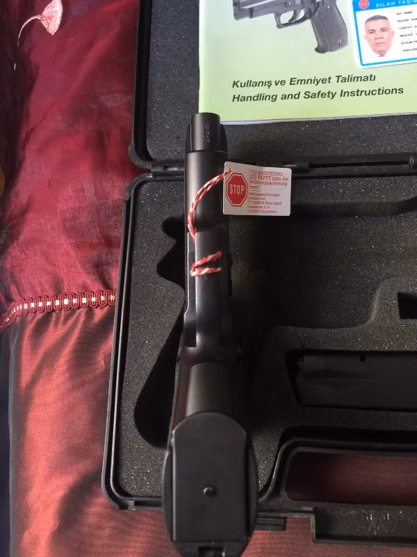 Memurdan sıfır sigsauer p226
