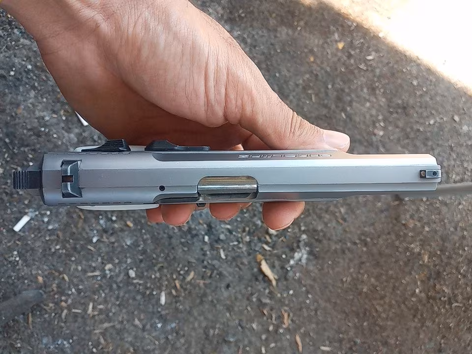 Sarsılmaz kılıç 2000 light