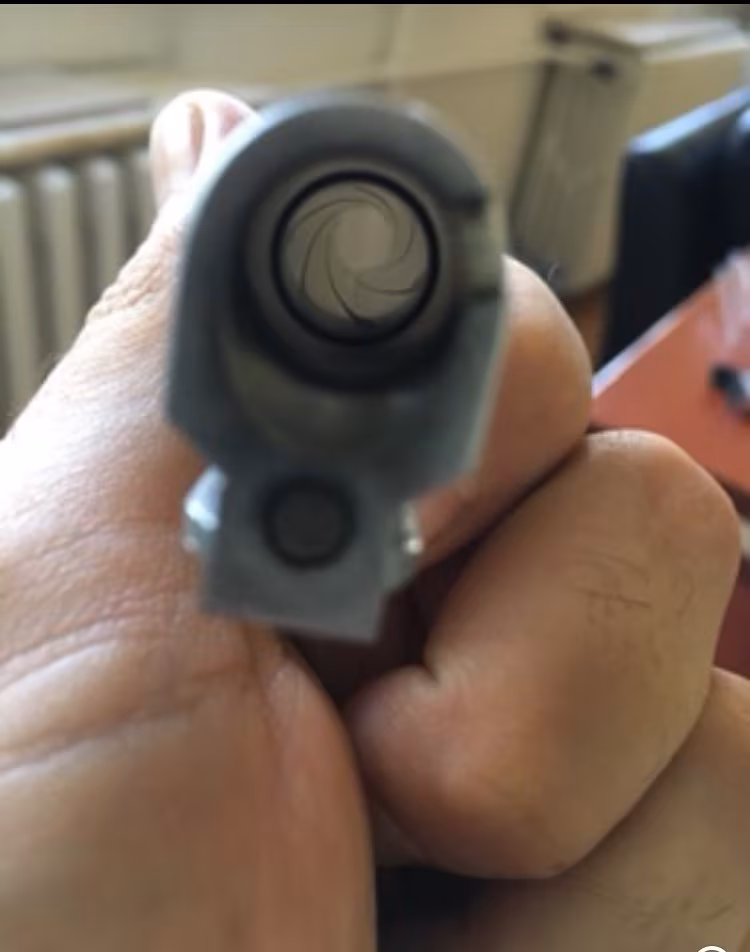 Beretta 9 mm 8+1 krom