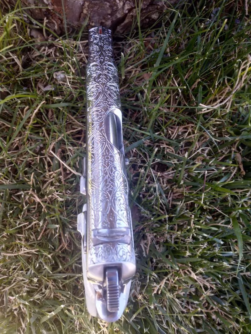 Emekli Başpolis'ten satılık CZ75 Krom nikel kaplama fildişi kabza temiz ve bakımlı