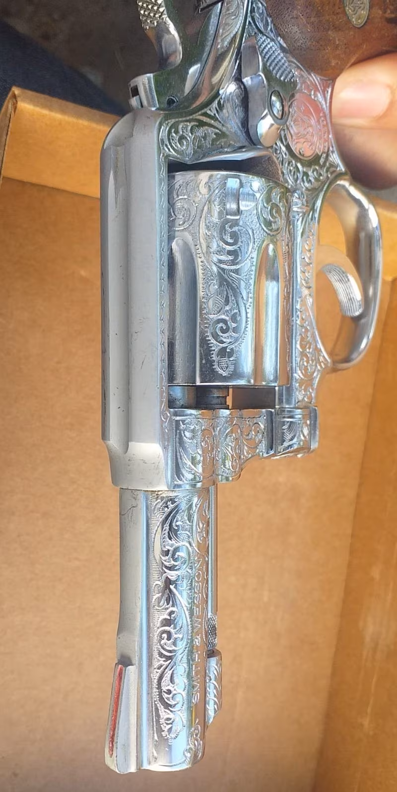 KAMU GÖREVLİSİNDEN RUHSATLI,SIFIR AYARINDA ÇOK AZ KULLANILAN MAT KROM İŞLEMELİ SPECİAL 38 CALİBRE SMİTH WESSON - 50.000 TL.