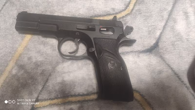 Emekli askeri personelden sarsilmaz