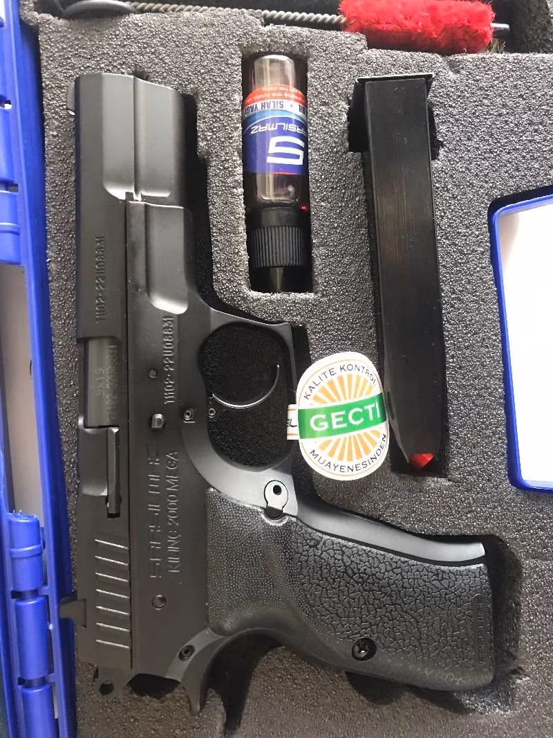 polis memurundan(sıfır, ruhsatlı ) sarsılmaz kılınç mega 2000 siyah versiyon