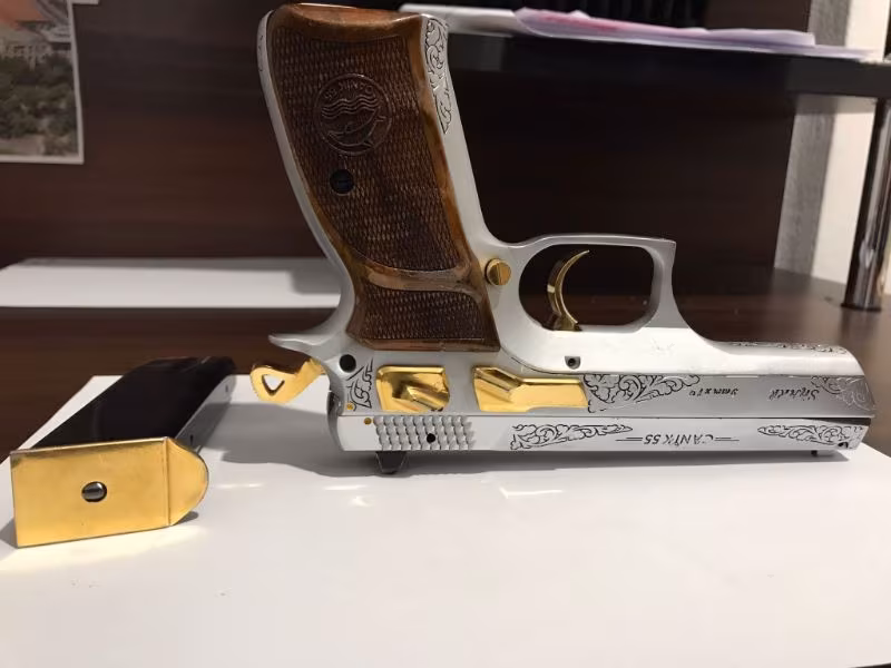 EMEKLİ MEMURDAN RUHSATLI ÖZEL YAPIM SİLAH