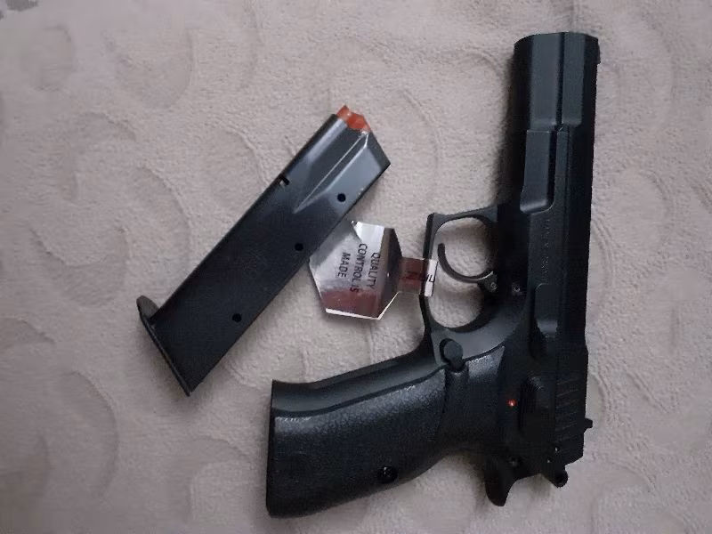 MEMURDAN SIFIR SARSILMAZ KILIÇ 2000 MEGA