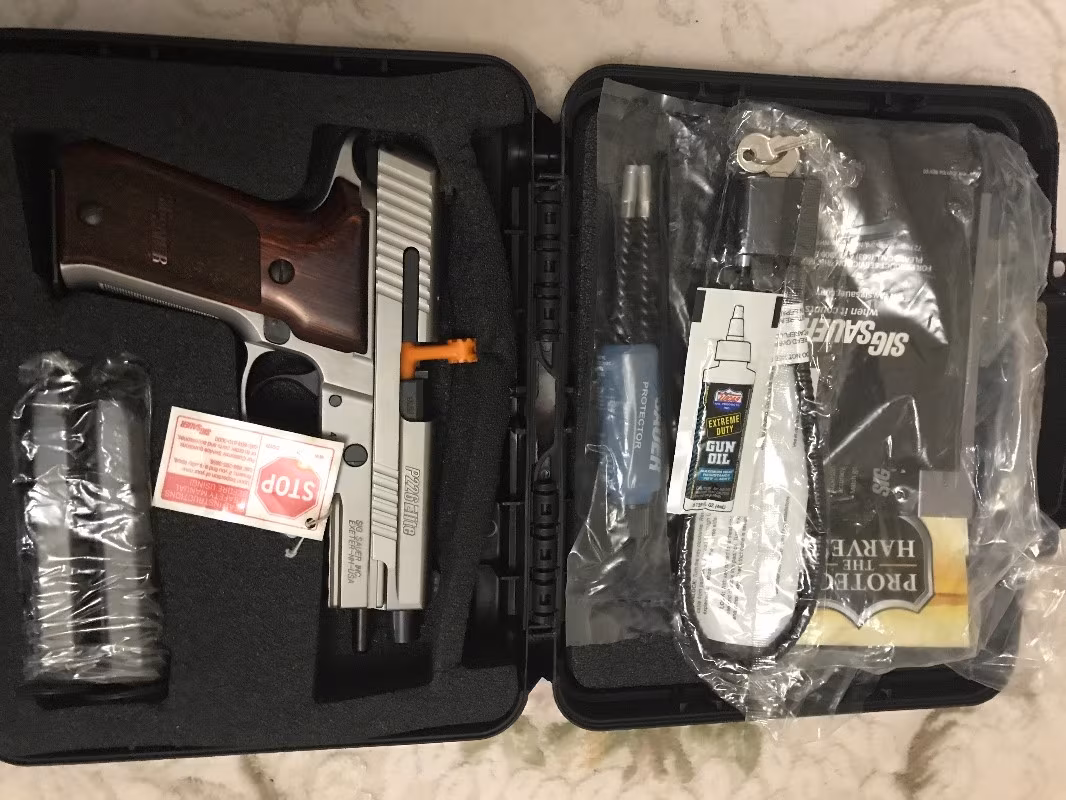 Kamu Görevlisinden sıfır Sig Sauer P 226 elite stanliss