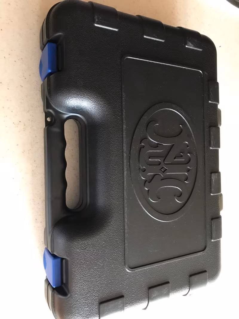 FN 5.7 ( Five-Seven)