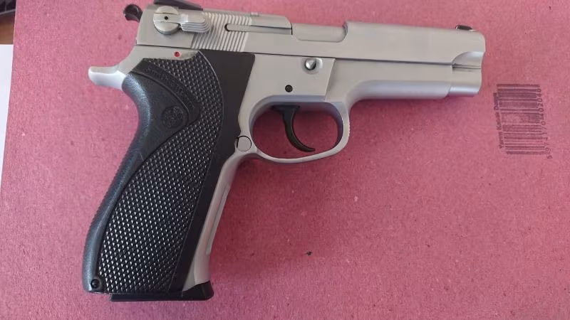 SMİTH WESSON 5903 15+1 tertemiz