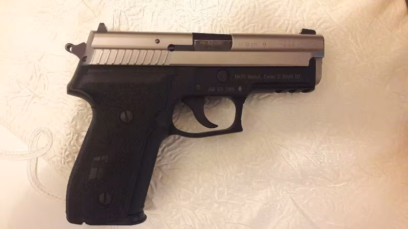 SIG SAUER P 229 TWO TONE