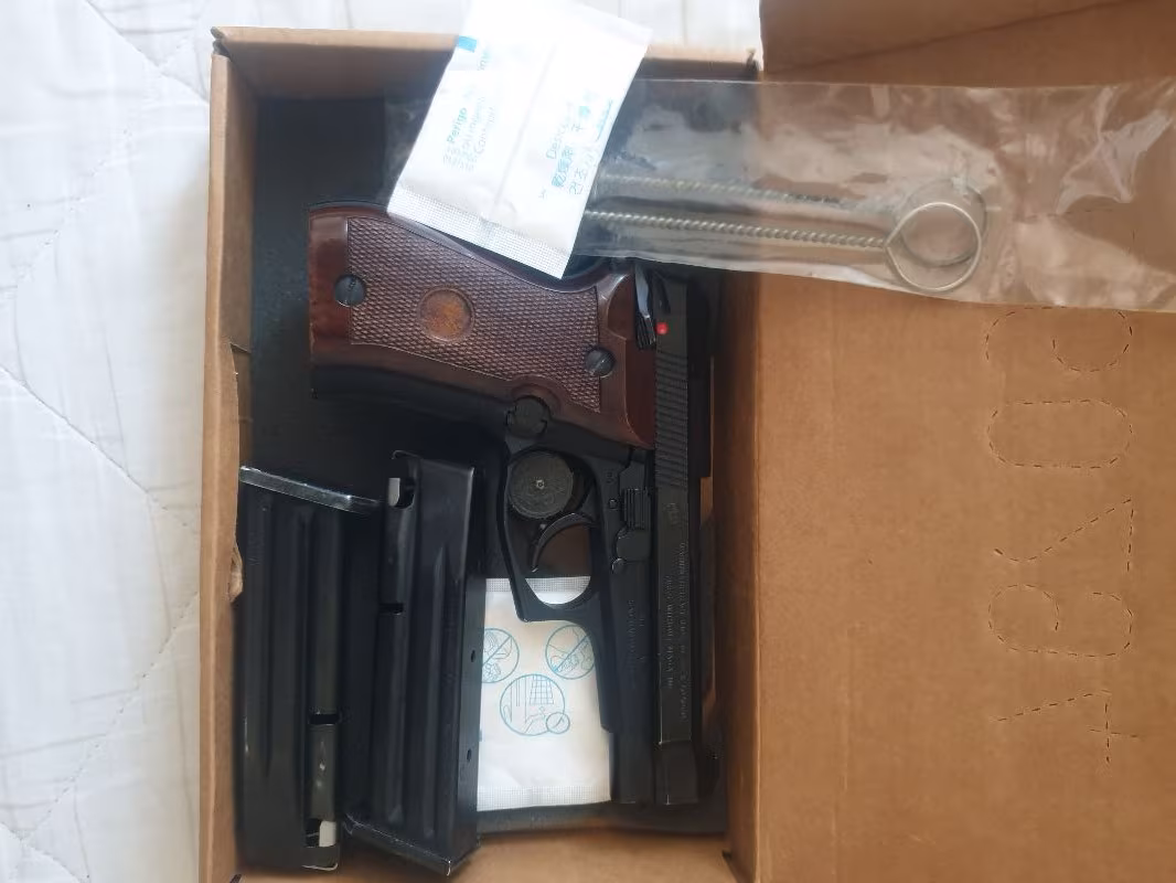 Kamu emeklisinden az kullanılmış nadir bulunan meşhur 81F Beretta Cheetah