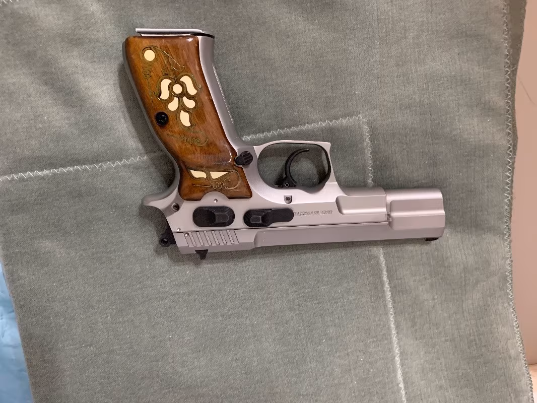 Sarsılmaz Kılınç 2000 Mega Acil satılık