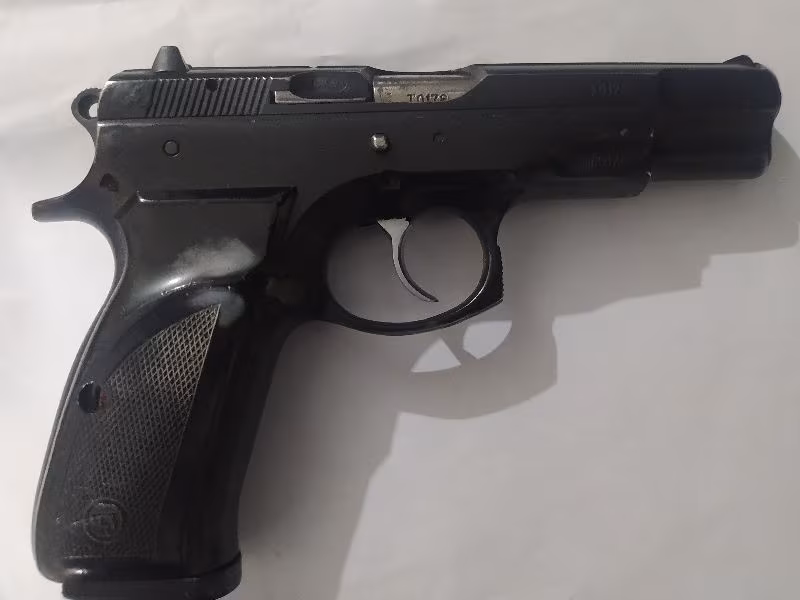 Satılık 94 model CZ 75 marka tabanca