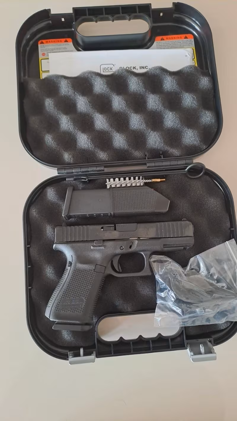(SATILDI)GLOCK 19 GEN 5 TÜRKİYE LOGOLU SIFIR ATIŞ YAPILMAMIŞ