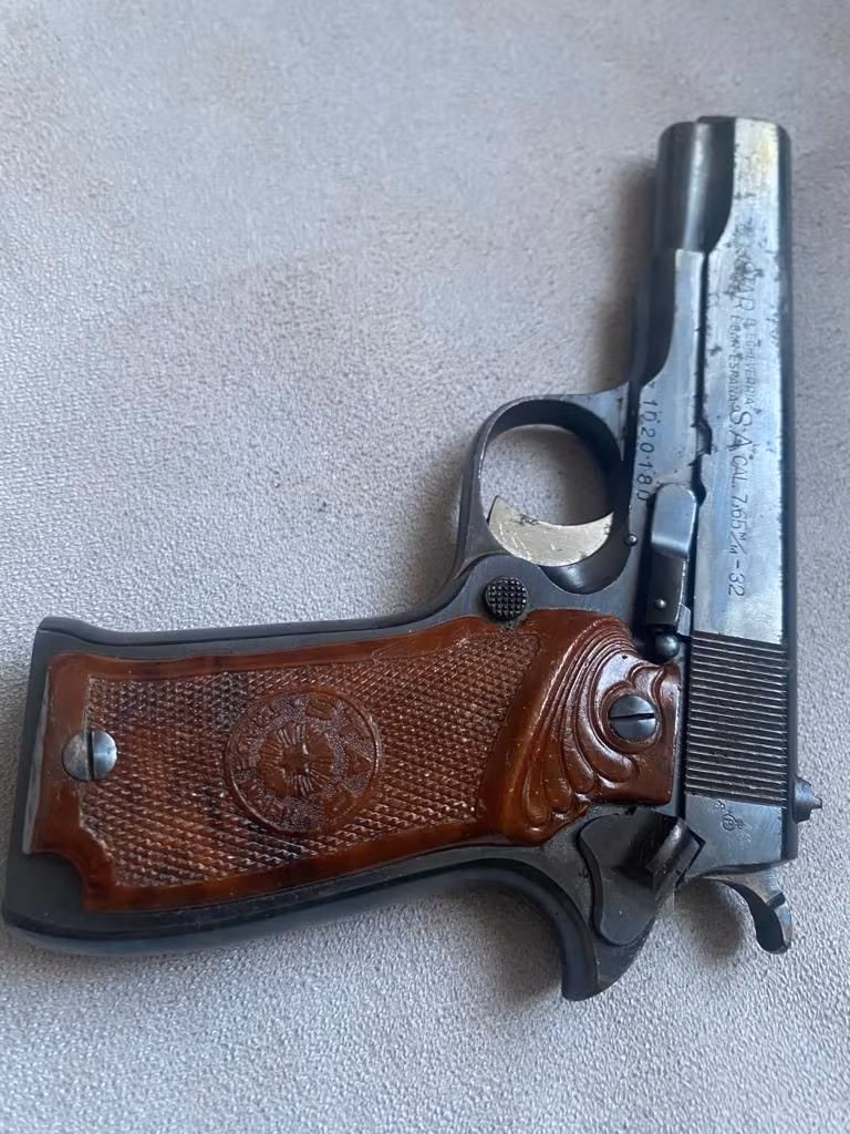 EMEKLİ EMNİYET MENSUBUNDAN