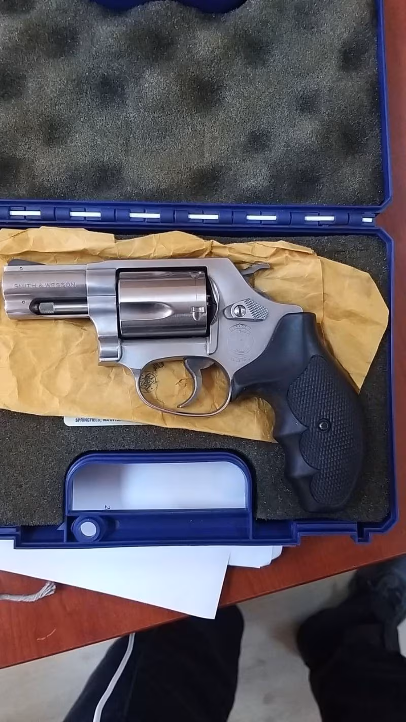 357 smith wesson USA den ithal 2.5 inç toplu silah neredeyse hiç kullanılmamış bulundurma ruhsatlı