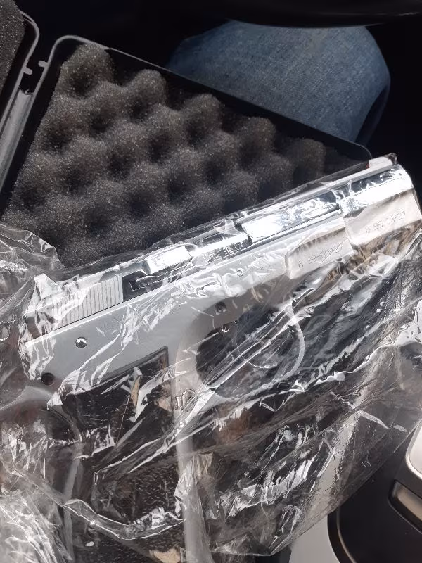 Memurdan sarsilmaz kılınç light