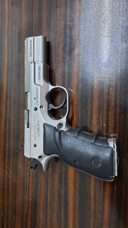 Sıfır gibi sarsılmaz kılınç 2000 liğht