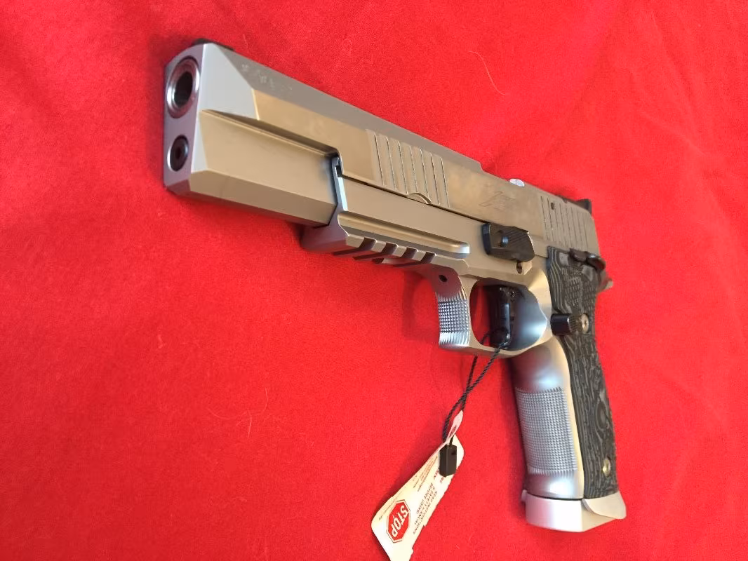 ALMAN MENŞELİ SIG SAUER X6 SUPERMATCH 9MM 19+1