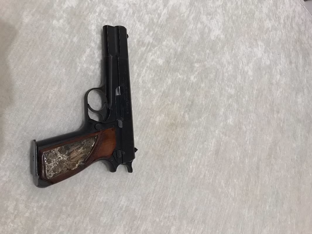 Emekli başkomiserden 14 browning