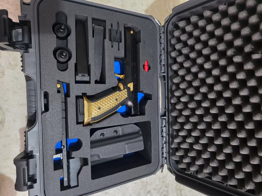 Laugo arms alien black gold