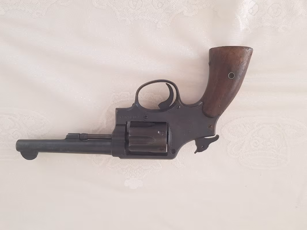 Emekli astsubaydan uzun namlu  toplu smith wesson