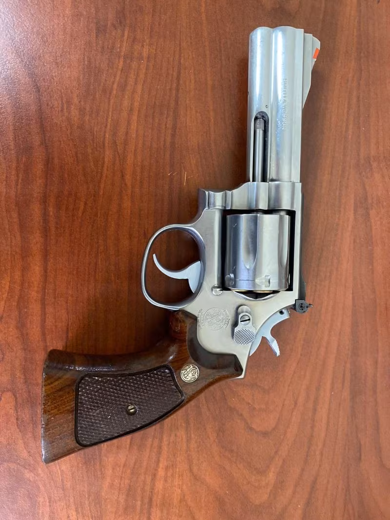 kamu görevlisinden taşıma ruhsatlı