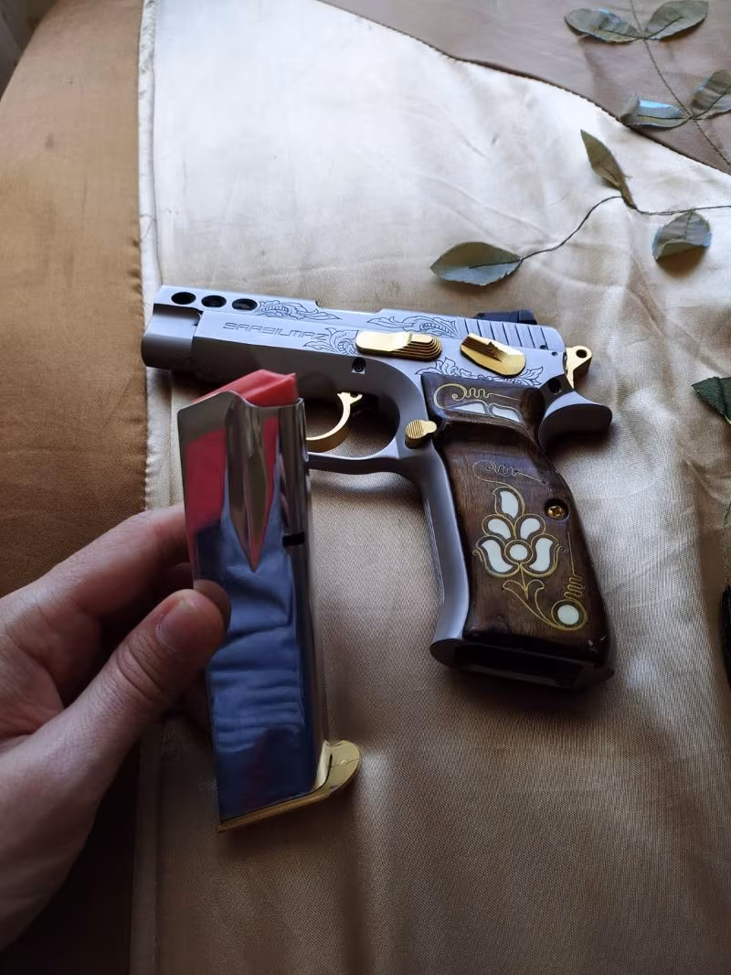 SARSILMAZ P8 S İŞLEMELİ VE ALTIN KAPLAMALI İLK SAHİBİNDEN TERTERMİZ