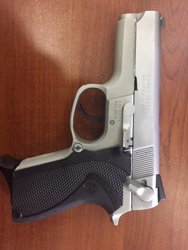 SMİTH WESSON ÇOK TEMİZ ACİLLL