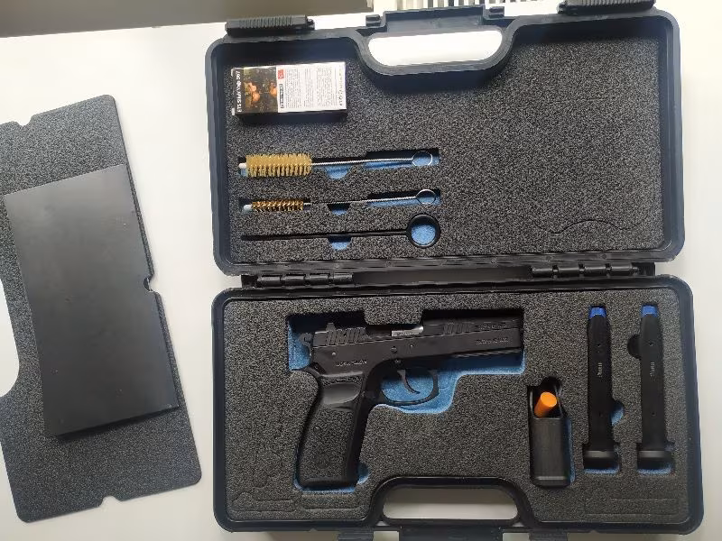 Akademisyenden sıfır ayarında CANİK p120