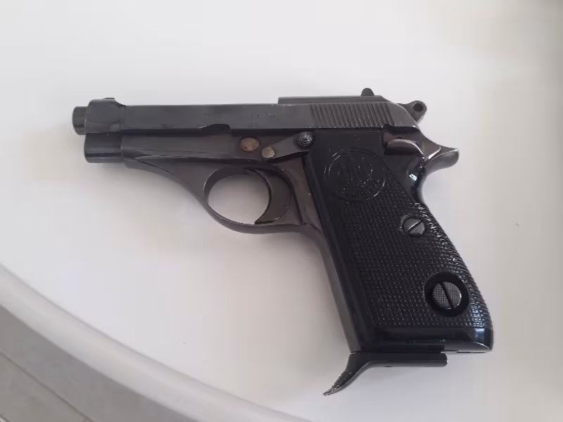 Model 70 Düğmeli Baretta