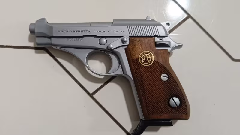 EMEKLİ EMNİYET GÖREVLİSİNDEN AZ KULLANILAN MAT KROM BERETTA MOD 70