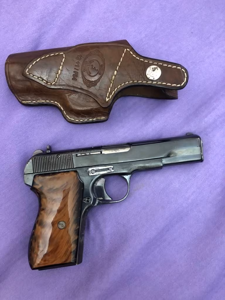 EMEKLİ AST.SUBAY dan TERTEMİZ TOKAREV PARABELLUM ( 50 ADET HEDİYE FİŞEKLİ)