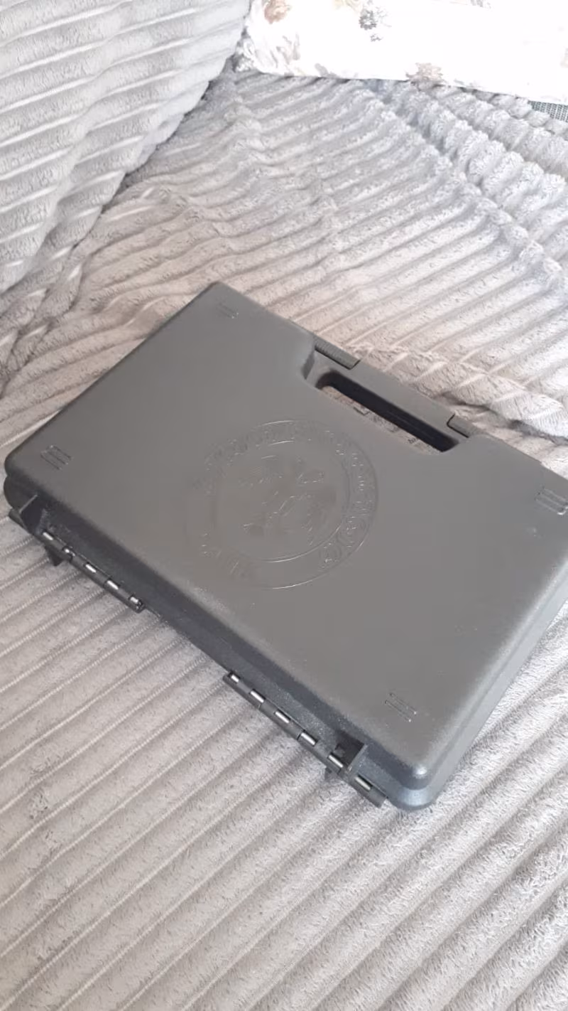 Canik  tabanca kutusu.